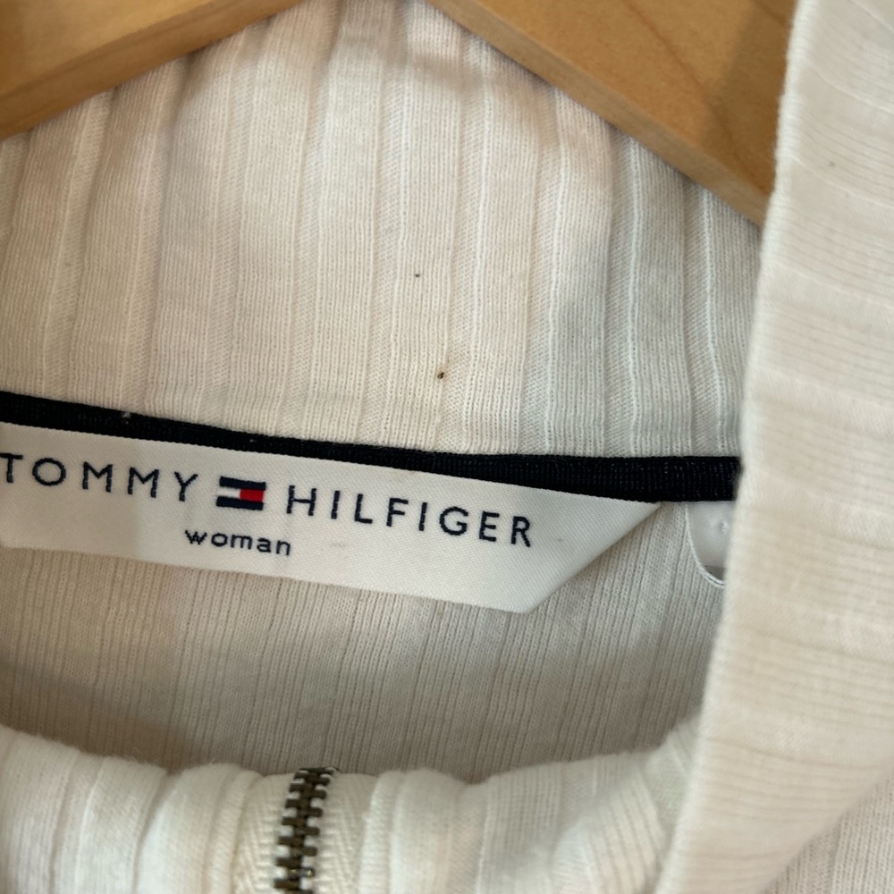 Tommy Hilfiger White Sweater with Red and Black Stripes 90’s Y2K - Picture 3 of 5